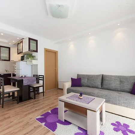 Apartment Seafront Maja A3+2 Tučepi