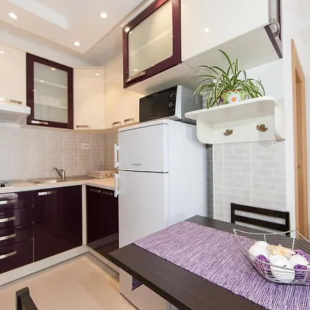 Seafront Maja A3+2 Apartment *