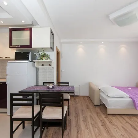 Apartmán Seafront Maja A3+2 *